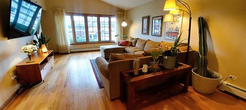 Tiny photo for 10824 Laporte Avenue, Oak Lawn, IL 60453 (MLS # 12608175)