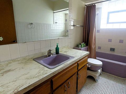 Tiny photo for 10824 Laporte Avenue, Oak Lawn, IL 60453 (MLS # 12608175)