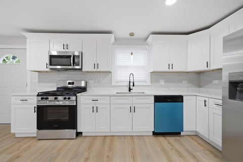 Tiny photo for 9839 Meade Avenue, Oak Lawn, IL 60453 (MLS # 12735086)