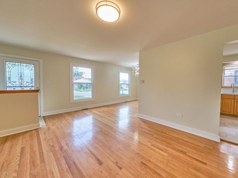 Tiny photo for 18207 Ravisloe Terrace, Country Club Hills, IL 60478 (MLS # 12560559)