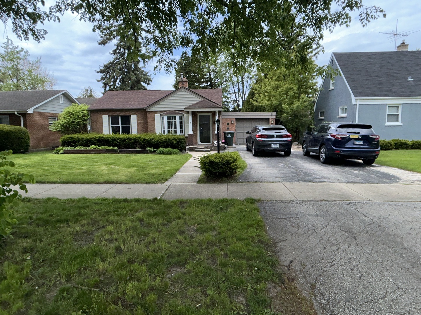 324 HARLEM Avenue