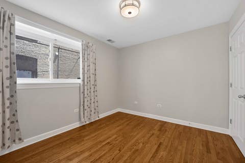 Tiny photo for 930 W Agatite Avenue #G, Chicago, IL 60640 (MLS # 12559194)