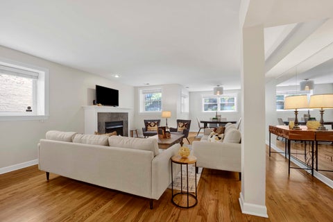 Tiny photo for 930 W Agatite Avenue #G, Chicago, IL 60640 (MLS # 12559194)