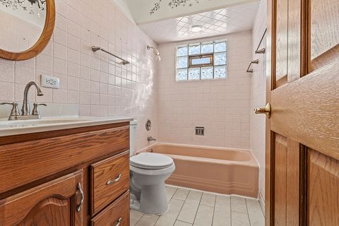 Tiny photo for 4317 W Linecrest Drive, Alsip, IL 60803 (MLS # 12533985)