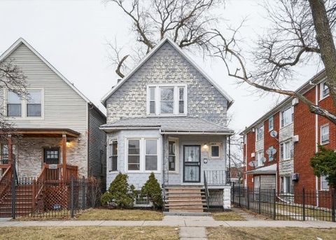 Tiny photo for 820 E 90th Place, Chicago, IL 60619 (MLS # 12576840)