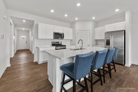 Tiny photo for 927 Plateau Drive, Pingree Grove, IL 60140 (MLS # 12590996)