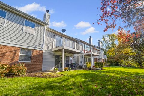 Tiny photo for 62 Beechmont Court #C, Schaumburg, IL 60193 (MLS # 12500729)