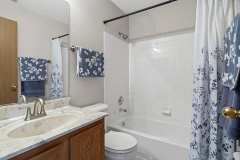 Tiny photo for 62 Beechmont Court #C, Schaumburg, IL 60193 (MLS # 12500729)