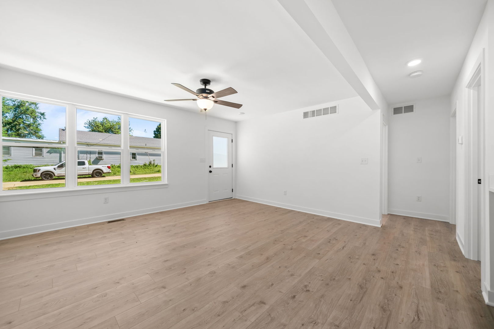 3569 W Egan Road