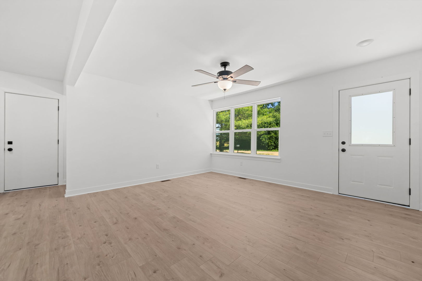 3569 W Egan Road
