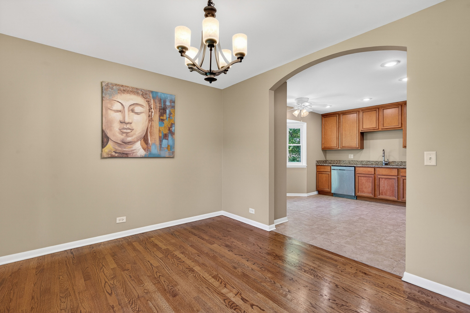 908 S Arlington Heights Road