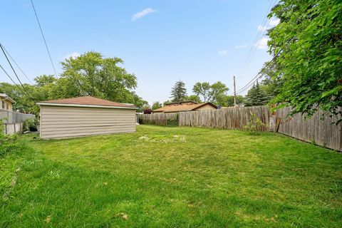 A home in Oak Forest