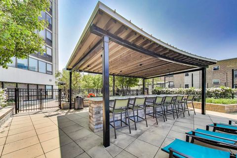 Tiny photo for 3930 N Pine Grove Avenue #1714, Chicago, IL 60613 (MLS # 12590312)