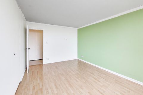 Tiny photo for 3930 N Pine Grove Avenue #1714, Chicago, IL 60613 (MLS # 12590312)