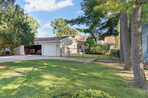 Tiny photo for 1439 Lowe Drive, Algonquin, IL 60102 (MLS # 12458573)