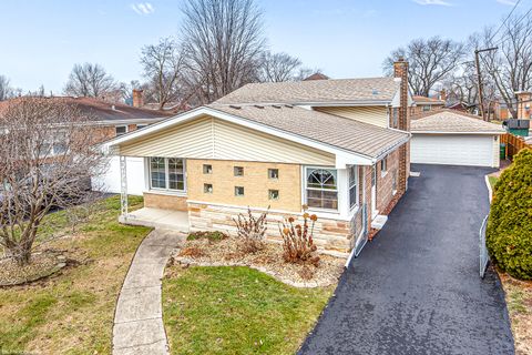 A home in Oak Lawn