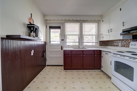 Tiny photo for 232 N 6th Street, Clinton, IA 52732 (MLS # 12624968)