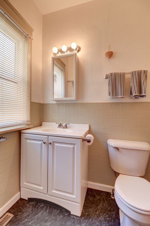 Tiny photo for 232 N 6th Street, Clinton, IA 52732 (MLS # 12624968)