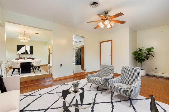 324 Parkshore Drive