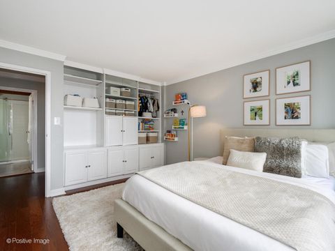 Tiny photo for 3930 N Pine Grove Avenue #1011, Chicago, IL 60613 (MLS # 12546840)