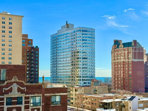 Tiny photo for 3930 N Pine Grove Avenue #1011, Chicago, IL 60613 (MLS # 12546840)