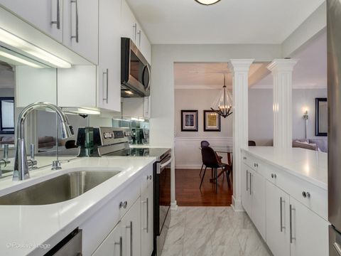 Tiny photo for 3930 N Pine Grove Avenue #1011, Chicago, IL 60613 (MLS # 12546840)