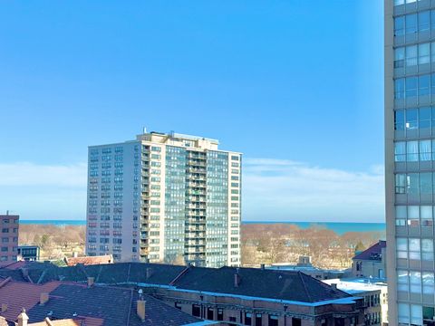 Tiny photo for 3930 N Pine Grove Avenue #1011, Chicago, IL 60613 (MLS # 12546840)