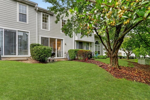 Tiny photo for 1615 Woodcrest Circle, Mundelein, IL 60060 (MLS # 12731227)