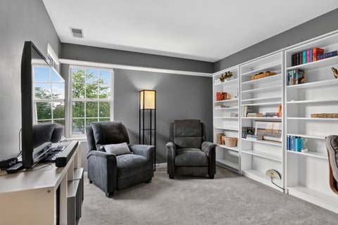 Tiny photo for 1615 Woodcrest Circle, Mundelein, IL 60060 (MLS # 12731227)