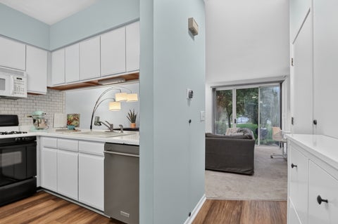Tiny photo for 1615 Woodcrest Circle, Mundelein, IL 60060 (MLS # 12731227)