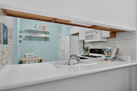 Tiny photo for 1615 Woodcrest Circle, Mundelein, IL 60060 (MLS # 12731227)