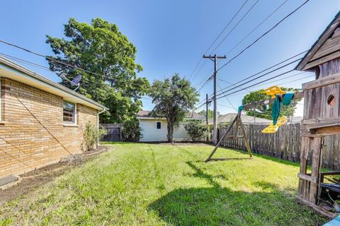 Tiny photo for 2113 Walnut Street, Waukegan, IL 60087 (MLS # 12421175)