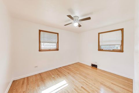 Tiny photo for 2113 Walnut Street, Waukegan, IL 60087 (MLS # 12421175)