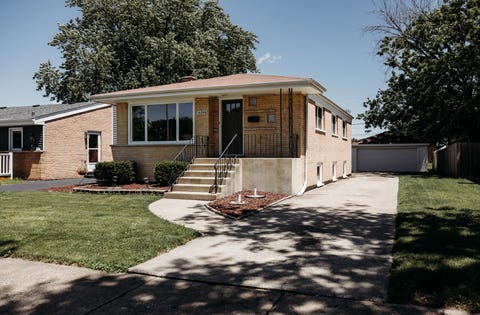 Tiny photo for 4344 W Linecrest Drive, Alsip, IL 60803 (MLS # 12675782)