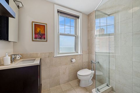 Tiny photo for 5000 S East End Avenue #18C, Chicago, IL 60615 (MLS # 12400235)
