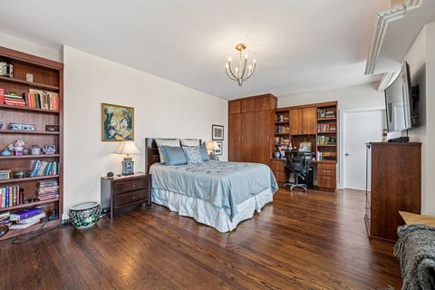 Tiny photo for 5000 S East End Avenue #18C, Chicago, IL 60615 (MLS # 12400235)