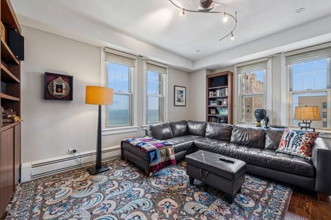 Tiny photo for 5000 S East End Avenue #18C, Chicago, IL 60615 (MLS # 12400235)