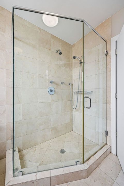 Tiny photo for 5000 S East End Avenue #18C, Chicago, IL 60615 (MLS # 12400235)