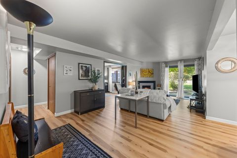 Tiny photo for 1822 Portsmouth Drive #2, Lisle, IL 60532 (MLS # 12484422)