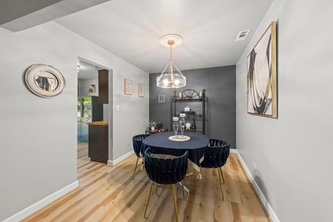 Tiny photo for 1822 Portsmouth Drive #2, Lisle, IL 60532 (MLS # 12484422)