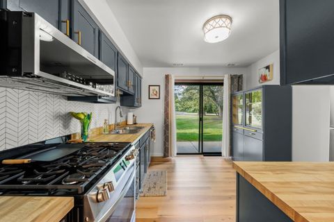 Tiny photo for 1822 Portsmouth Drive #2, Lisle, IL 60532 (MLS # 12484422)