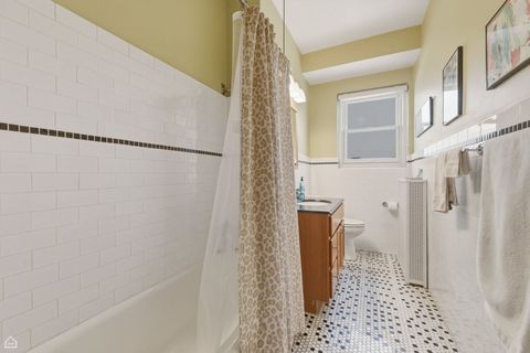 Tiny photo for 5838 S Stony Island Avenue #8E, Chicago, IL 60637 (MLS # 12575210)