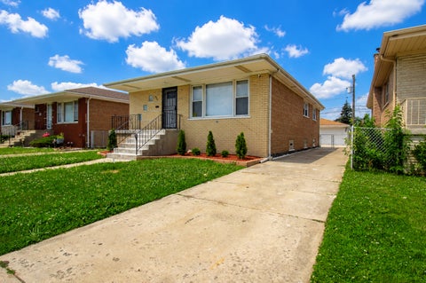 Tiny photo for 408 Bensley Avenue, Calumet City, IL 60409 (MLS # 12702819)