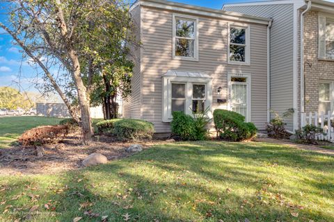 Tiny photo for 1201 S Williamsburg Road, Country Club Hills, IL 60478 (MLS # 12599652)