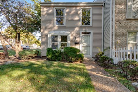 Photo of 1201 S Williamsburg Road, Country Club Hills, IL 60478 (MLS # 12599652)