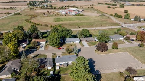 Tiny photo for 1500 12TH Avenue N, Clinton, IA 52732 (MLS # QC4268346)