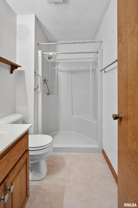 Tiny photo for 1500 12TH Avenue N, Clinton, IA 52732 (MLS # QC4268346)