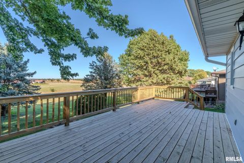 Tiny photo for 1500 12TH Avenue N, Clinton, IA 52732 (MLS # QC4268346)