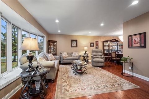 Tiny photo for 731 HIGHPOINT Court, Schaumburg, IL 60193 (MLS # 12520662)
