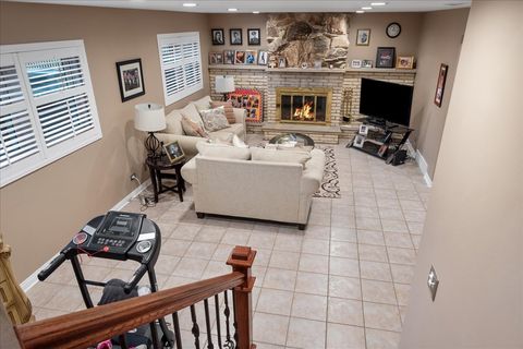 Tiny photo for 731 HIGHPOINT Court, Schaumburg, IL 60193 (MLS # 12520662)